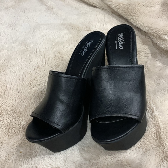 Mossimo Women's Black Platform Peep Toe Y2K Wedge Sandals - Picture 2 of 5